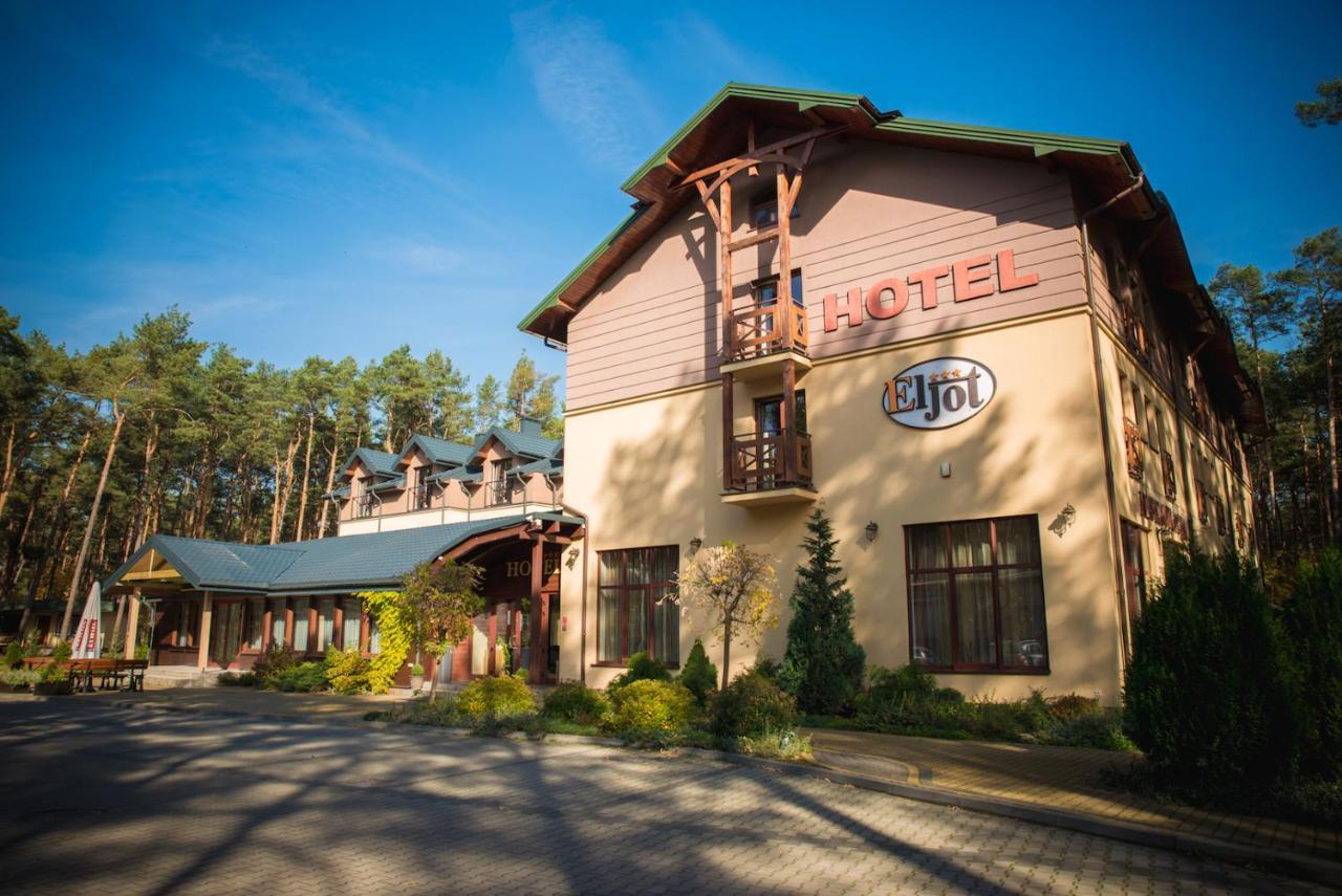 Hotel Eljot シェルピア・ビエルカ エクステリア 写真